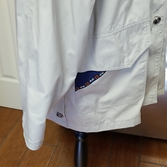 CS Signature Coat - Picture 4 of 12